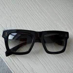 Dita Mastix Gradient Black Oversized Sunglasses